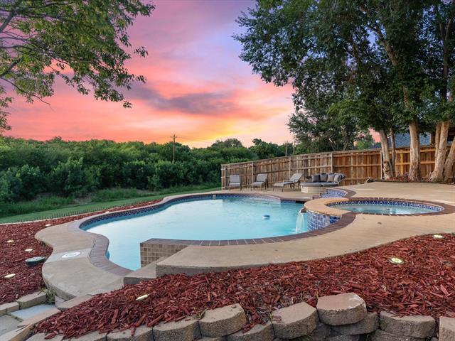 Building Photo - 1339 Barclay Dr