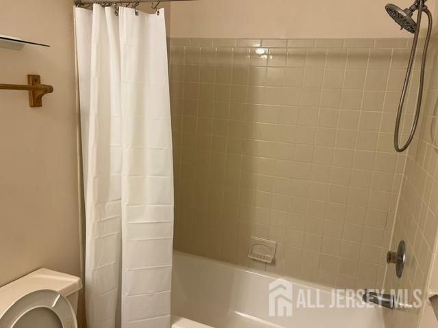 Building Photo - 304 Hampshire Dr