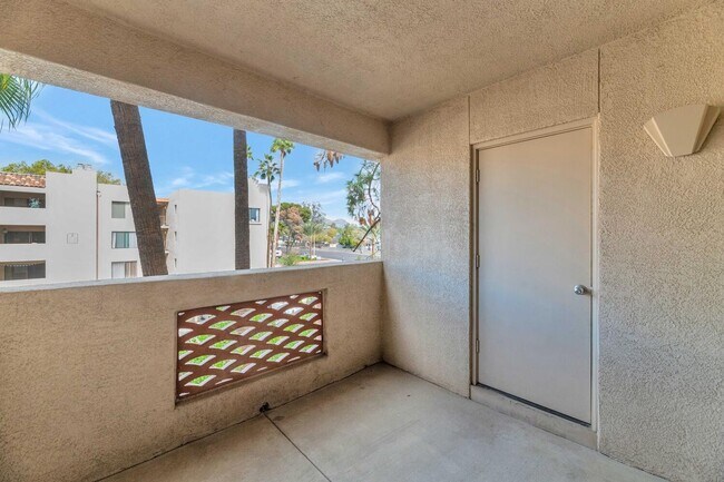 Building Photo - 5104 N 32nd St