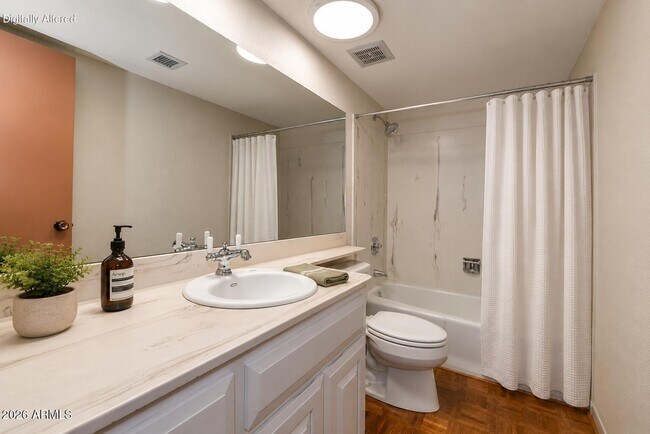 Building Photo - 509 E Boca Raton Rd