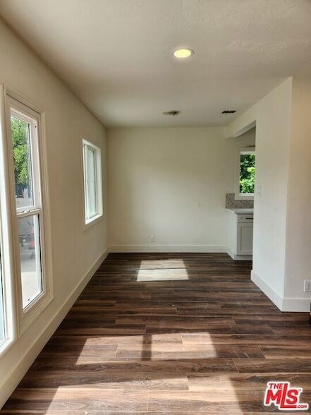 Building Photo - 6639 Chimineas Ave