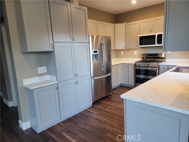 Building Photo - 26332 St David St