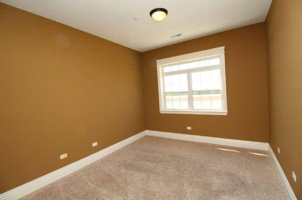 Building Photo - 10765 Clock Tower Dr