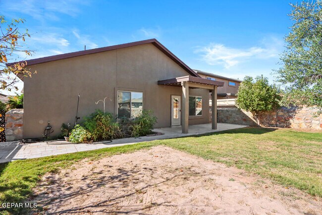Building Photo - 14685 Holsteiner Ct