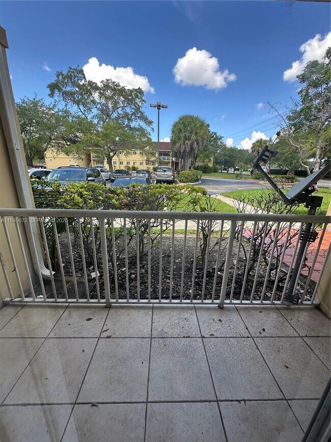 Building Photo - 13810 SW 112th St