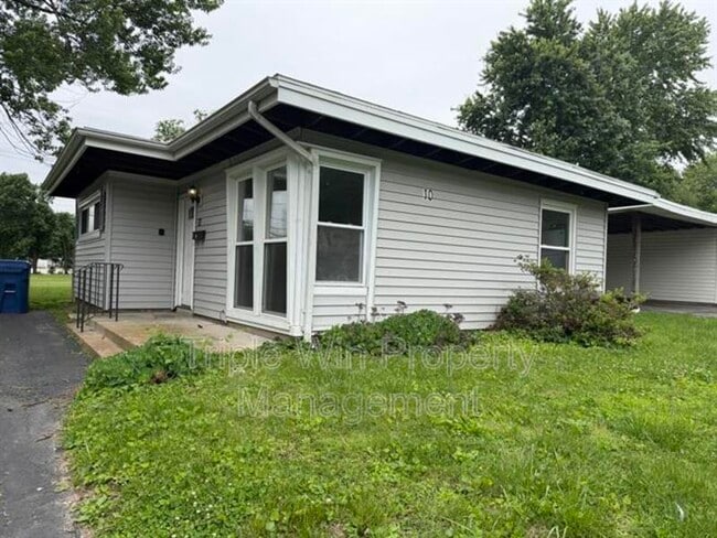 Building Photo - 10 St Celeste Dr