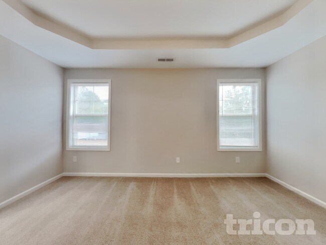 Building Photo - 295 New Castle Ln