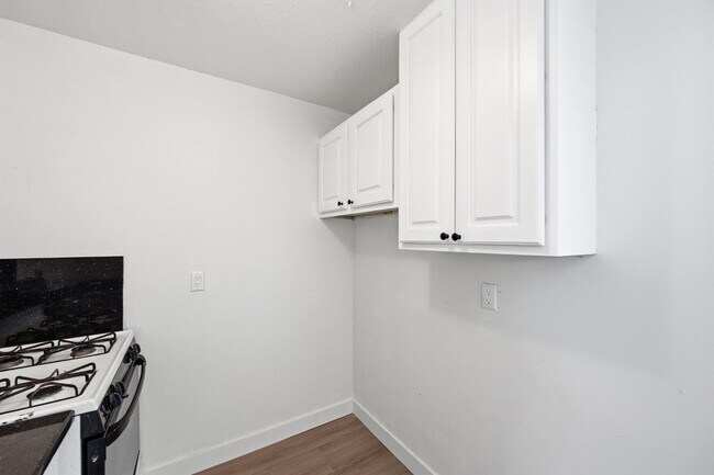 Building Photo - 2558 N 40th St