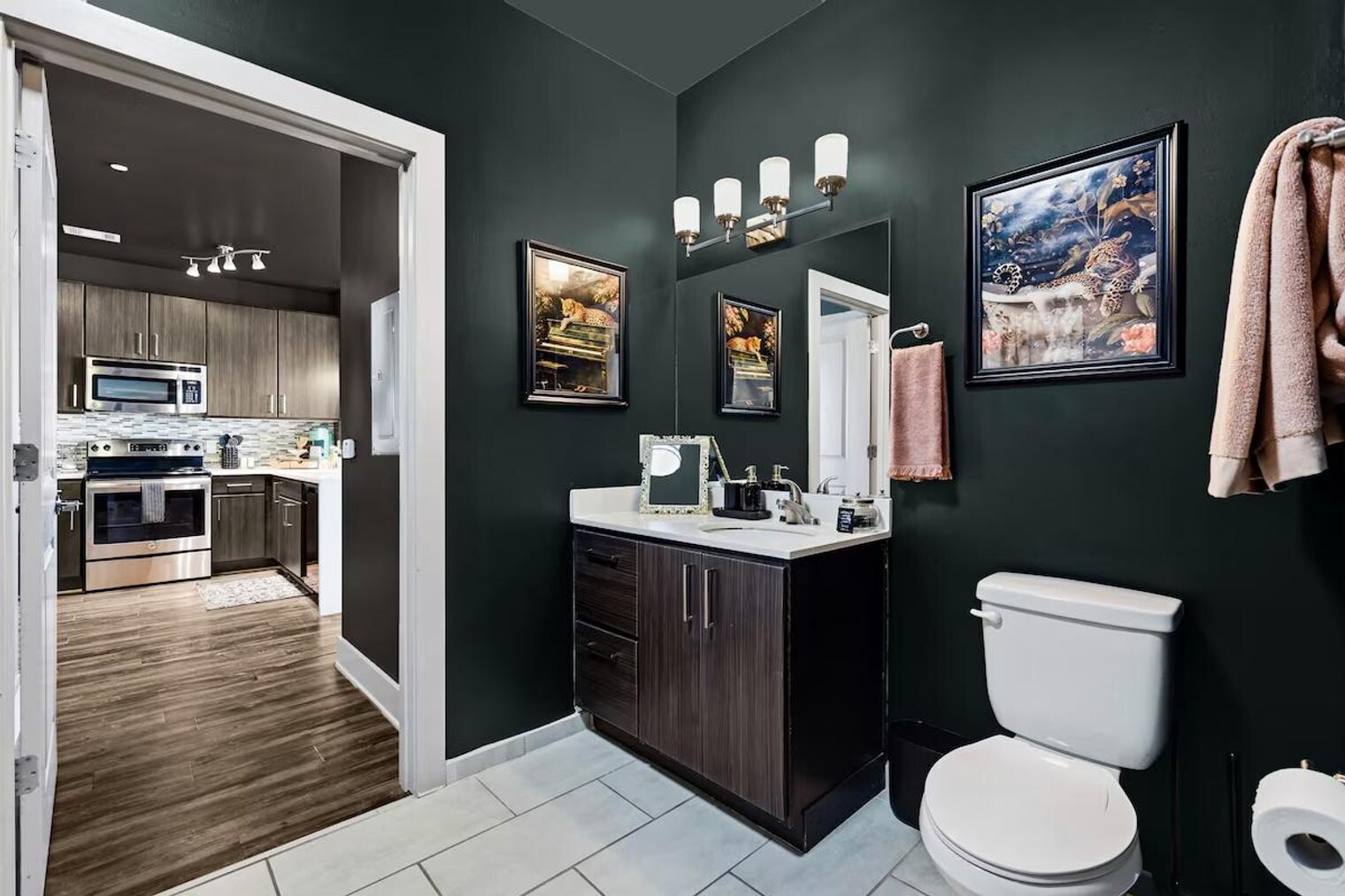 Building Photo - 2200 State St