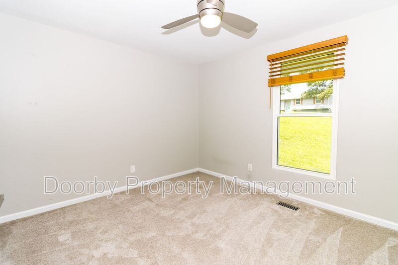 Building Photo - 1313 Timbercrest Ln