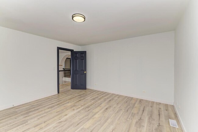 Building Photo - 5610 Heartland Ct