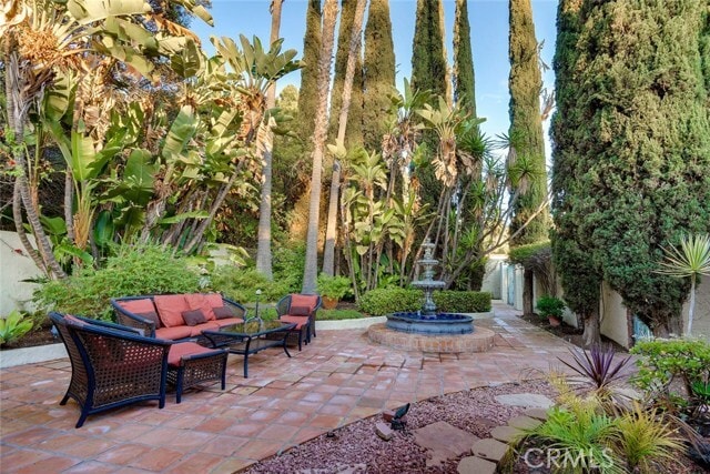 Building Photo - 31171 Paseo Acacia