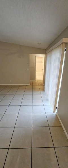 Building Photo - 1461 Hawthorne Pl