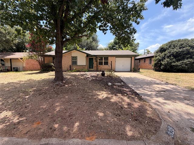 Building Photo - 825 Bryan Dr
