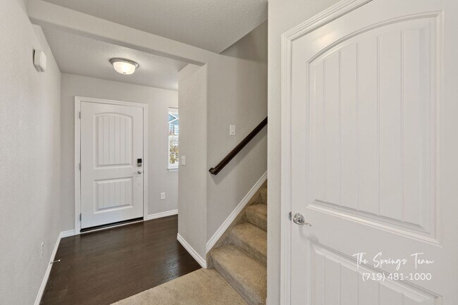 Building Photo - Spacious Saint Aubyn 4BD Lorson Ranch w/ A/C