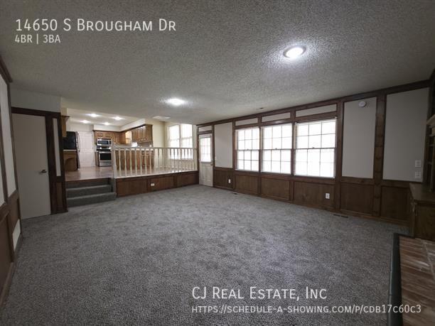 Building Photo - 14650 S Brougham Dr