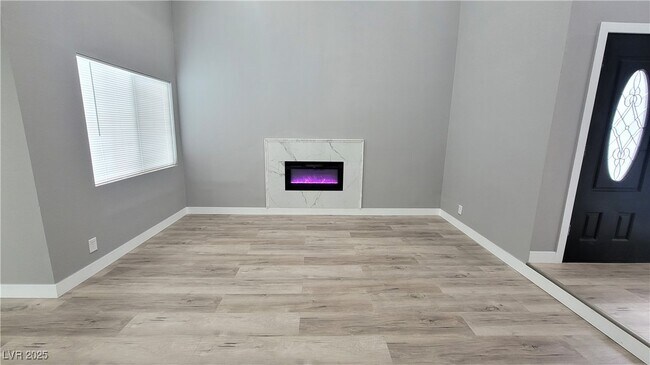 Building Photo - 2600 Sidonia Ave