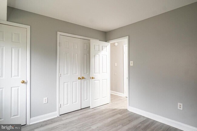 Building Photo - 12211 Braxfield Ct