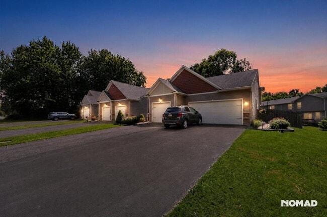 Building Photo - 4220 Anguilla Dr