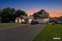 Building Photo - 4220 Anguilla Dr