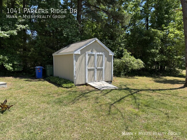 Building Photo - 1041 Parkers Ridge Dr