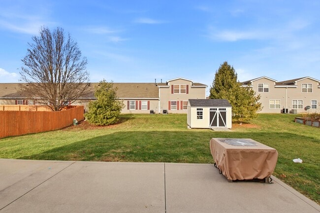 Building Photo - 601 Clark Ave