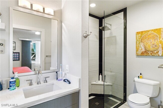 Building Photo - 10990 Goodwin St