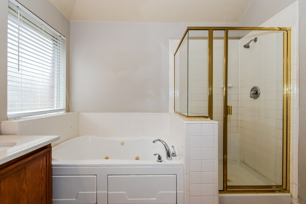 Building Photo - 133 Pinion Ln