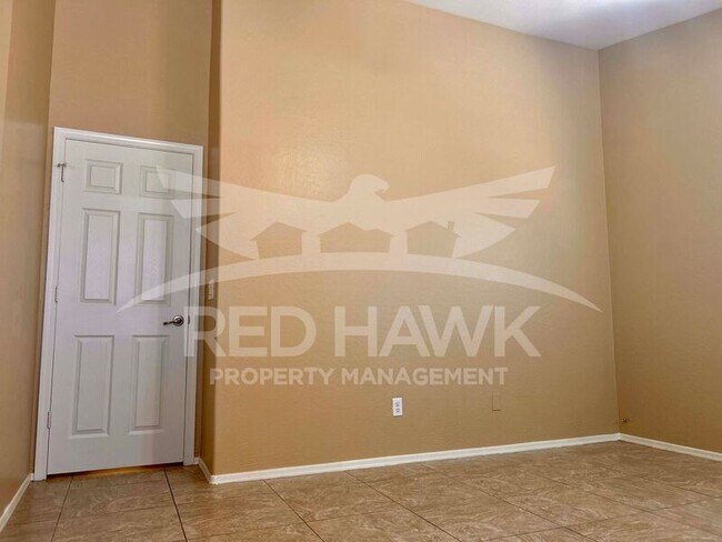 Building Photo - 4646 W Shumway Farm Rd