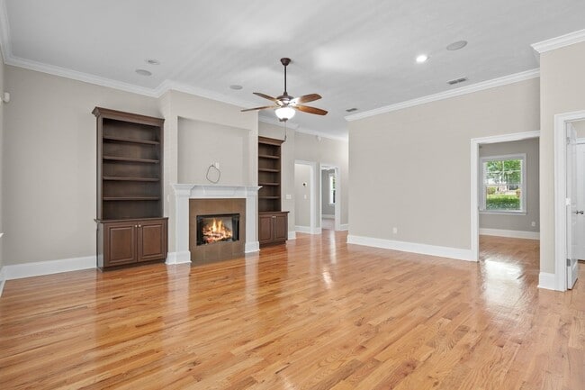 Building Photo - 2796 Palafox Ln