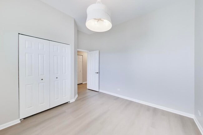 Building Photo - 2073 Cambria Ct