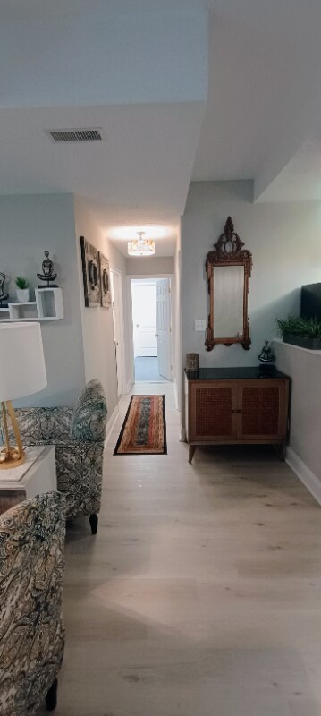 Building Photo - 906 Bitterfield Dr