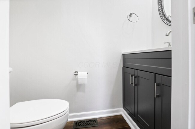 Building Photo - 5998 Blaverly Dr