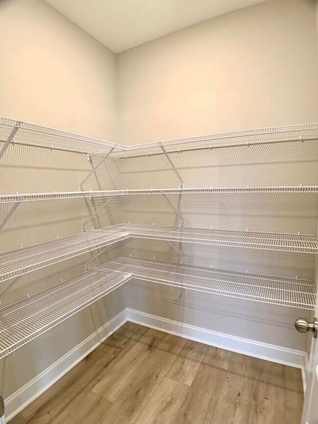 Building Photo - 208 Copeland Rd