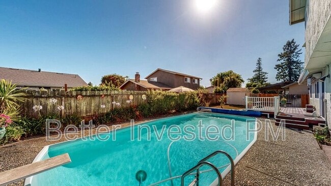 Building Photo - 848 Sprucewood Ct