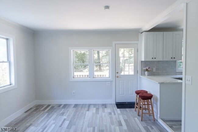 Building Photo - 4 Bear Pond Trail