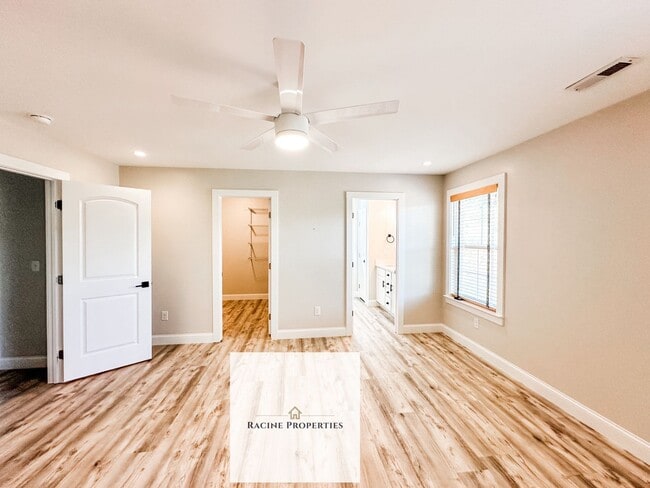 Building Photo - Beautiful Home in Greer, SC