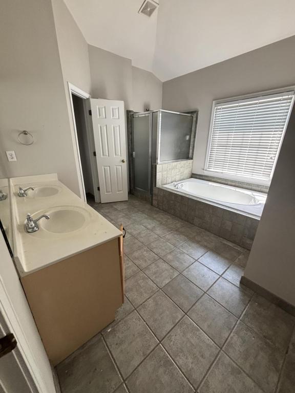 Building Photo - 5465 Vinings Lake Way SW