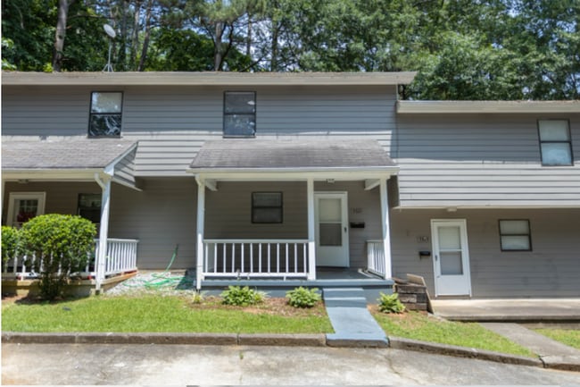 Building Photo - 5861 Dunn Rd