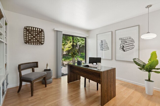 Building Photo - Single Level Luxury Home in Carmichael