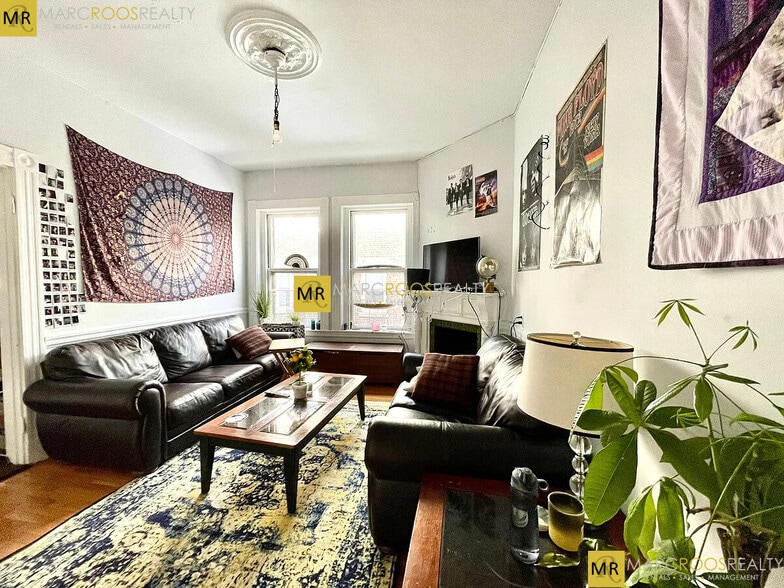 Building Photo - 73 Westland Ave