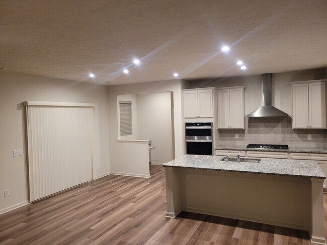 Building Photo - 13228 Caterwood Cir