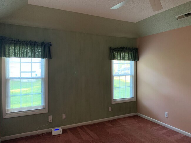 Building Photo - Three Bedroom, 2 Bath Home in Longs. Available Soon! Carolina Room, Enclosed Patio, Two Car Garag...