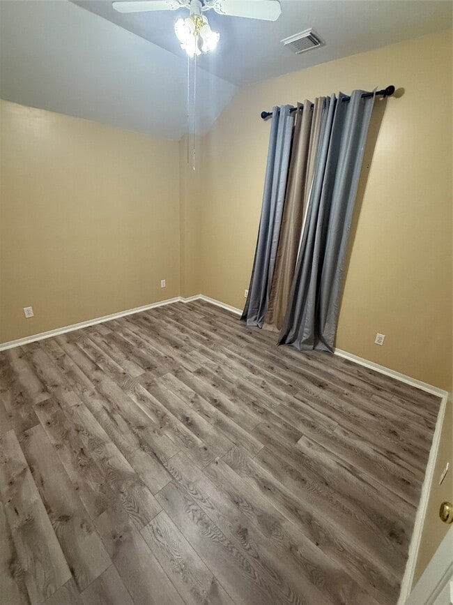Building Photo - 1809 Oakland Cir