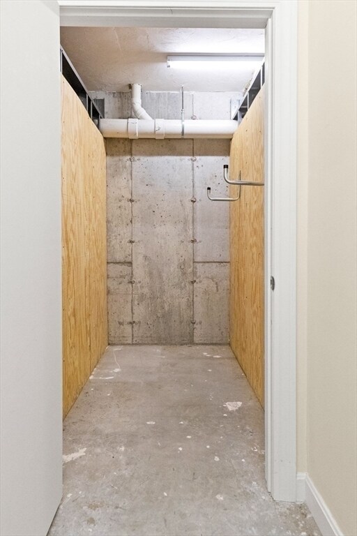 Building Photo - 360 Andover St