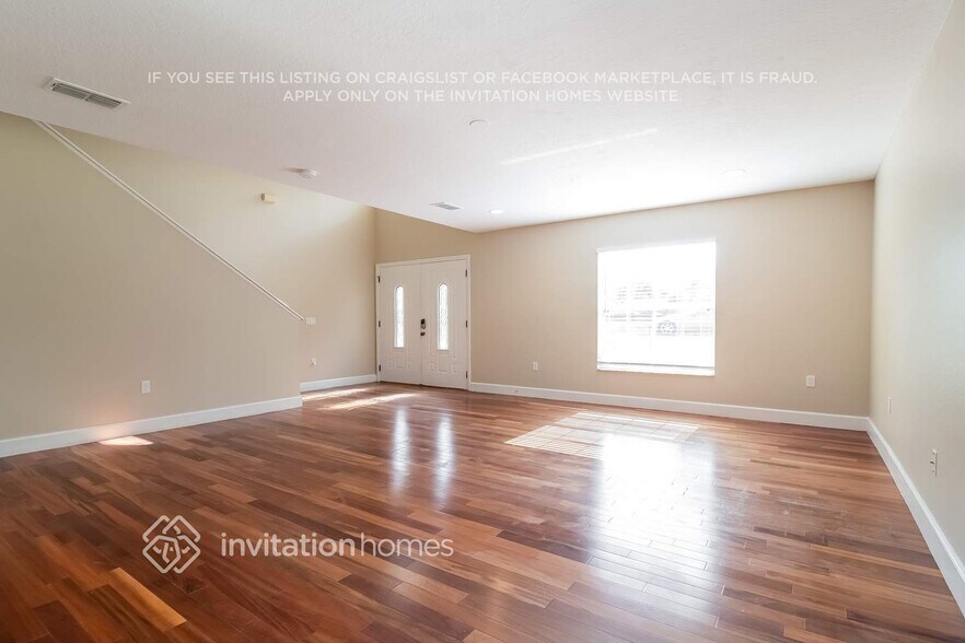 Building Photo - 4859 Anton Ave