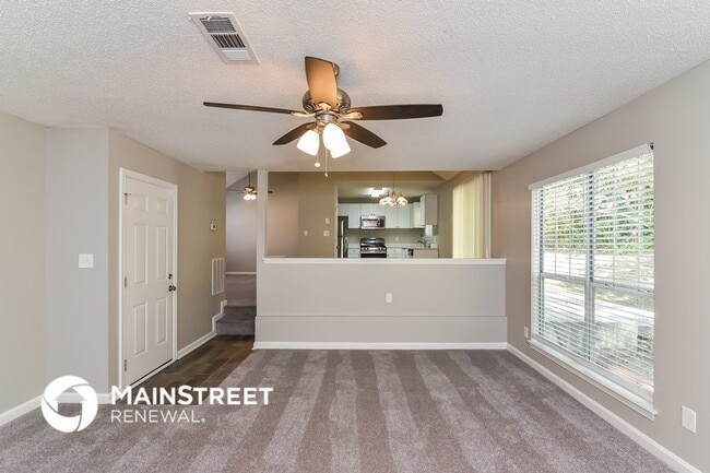 Building Photo - 708 Stonebridge Terrace