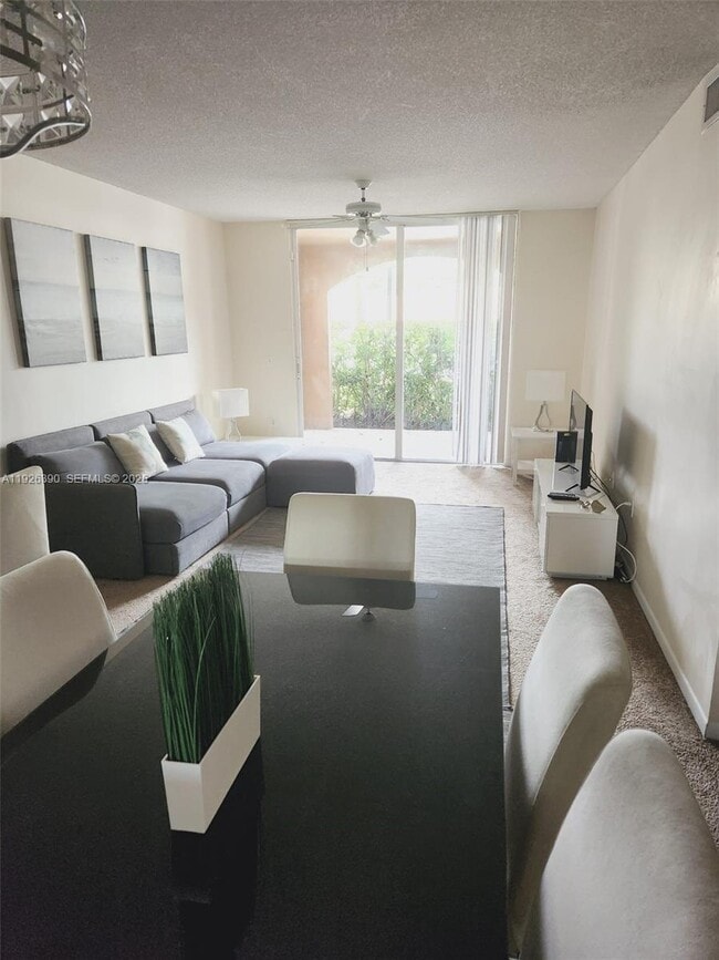 Building Photo - 19655 E Country Club Dr