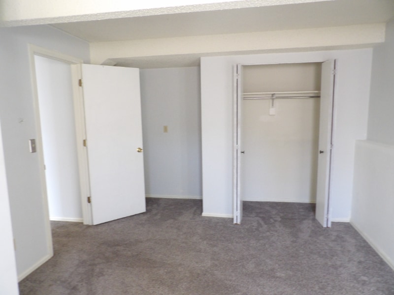 Building Photo - 4702 Witches Hollow Ln