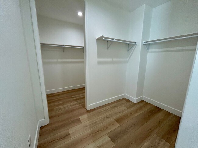 Building Photo - Newly Built Spacious 4 Bed/4 Bath Home in Garden Grove for Lease